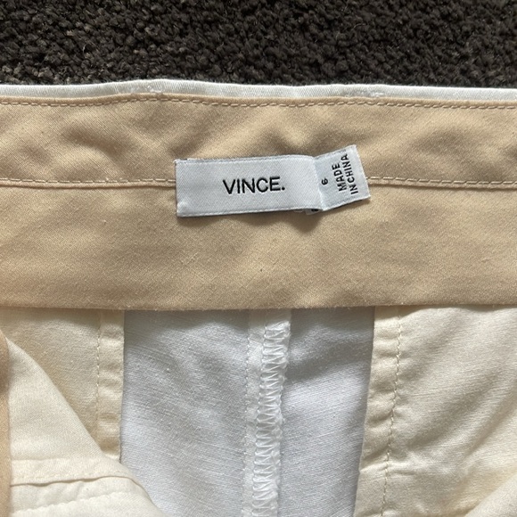 Vince Brand- white shorts - Picture 3 of 5